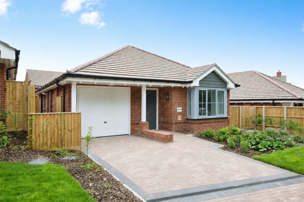 Plot  16, Whitsbury Green